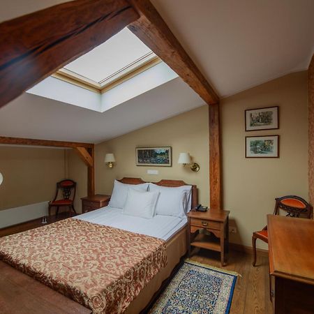 Hotel Saka Manor Zewnętrze zdjęcie