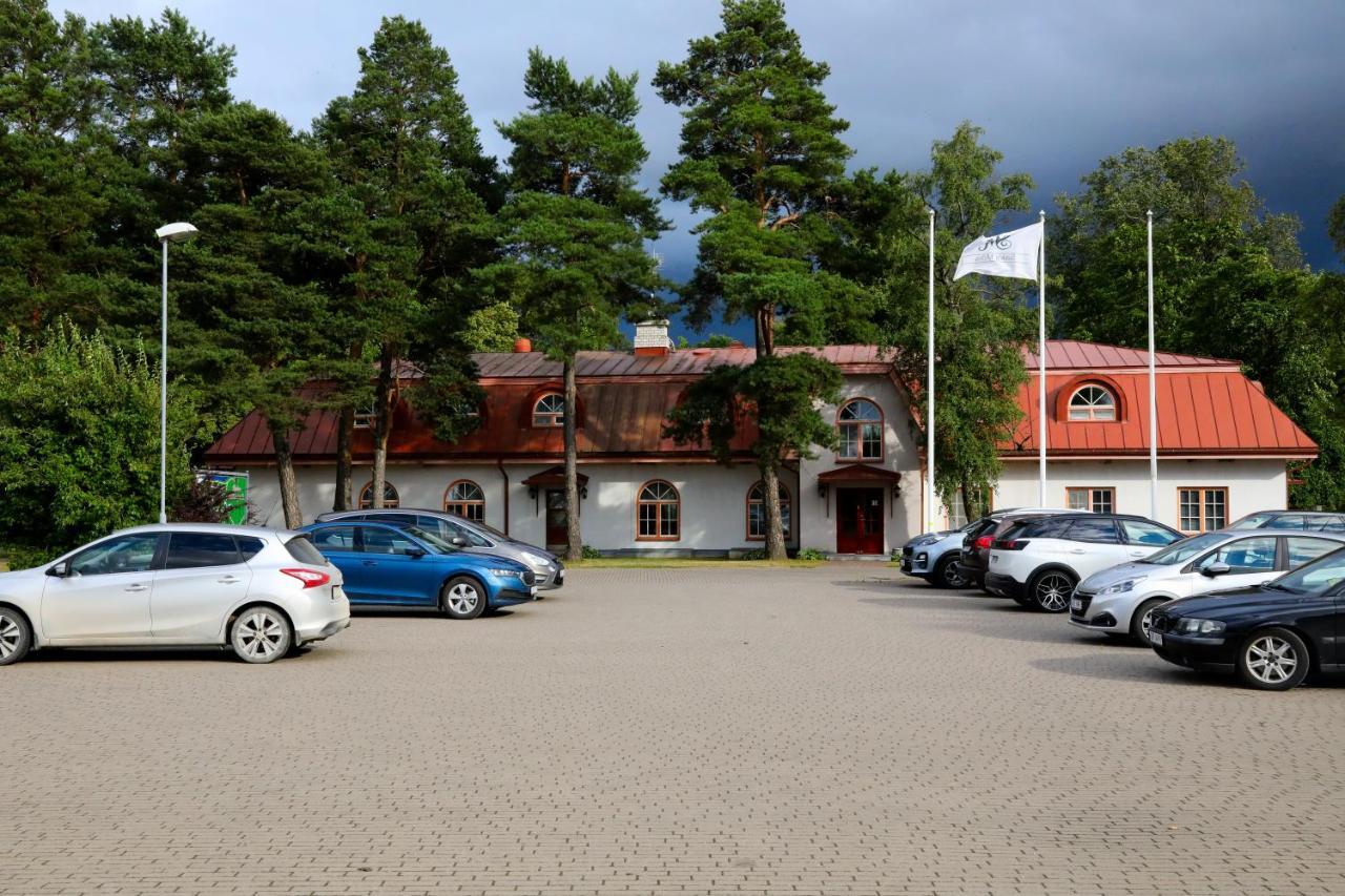 Hotel Saka Manor Zewnętrze zdjęcie