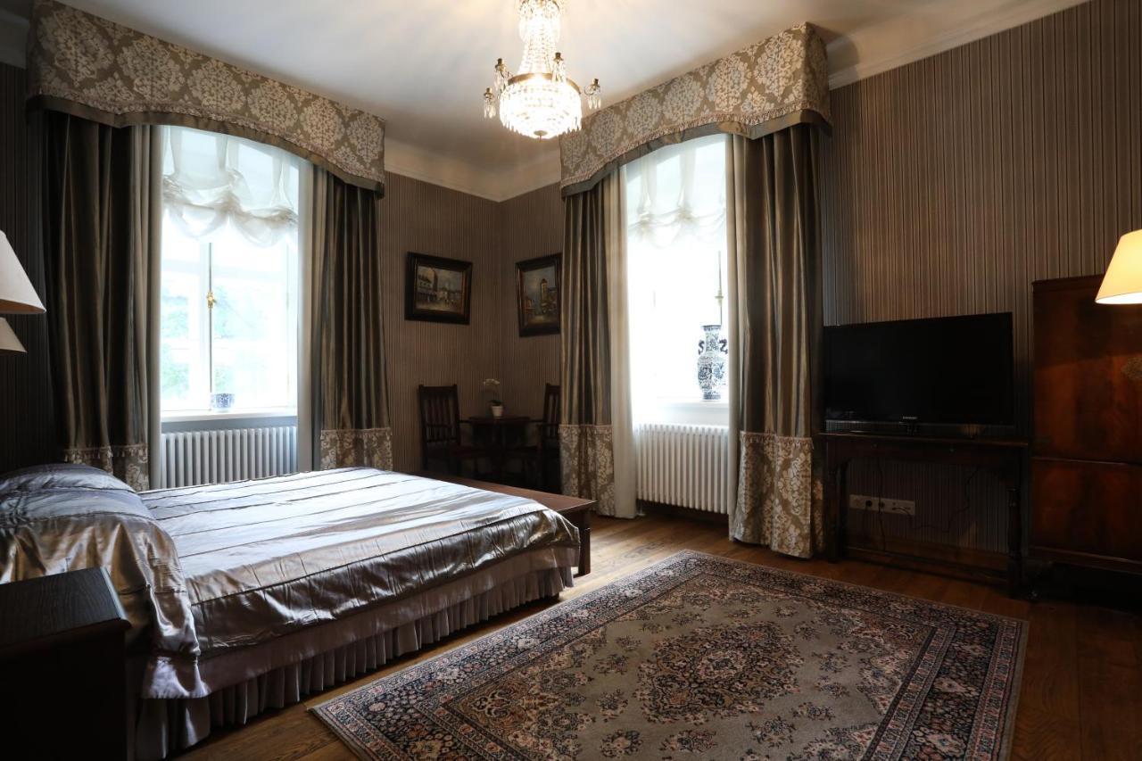 Hotel Saka Manor Zewnętrze zdjęcie